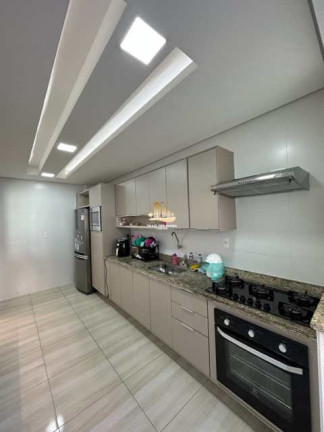 Imagem Apartamento com 3 Quartos à Venda, 130 m² em Caiçara - Praia Grande