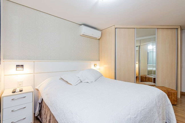 Imagem Apartamento com 3 Quartos à Venda, 141 m² em Jardim Europa - Porto Alegre Imagem Apartamento com 3 Quartos à Venda, 141 m² em Jardim Europa - Porto Alegre