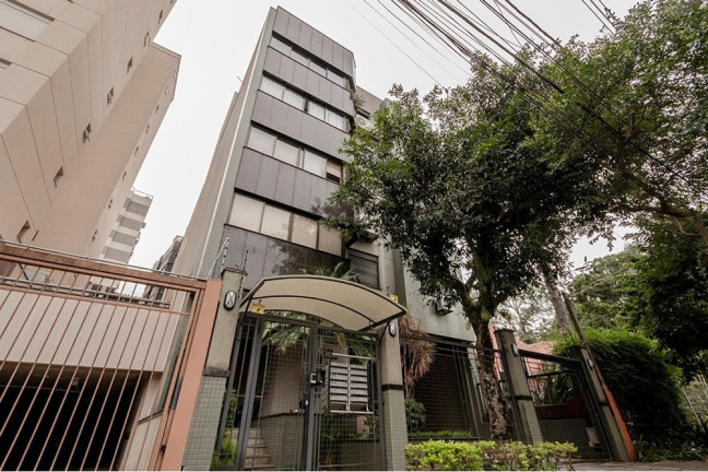 Imagem Imóvel com 2 Quartos à Venda, 79 m² em Petrópolis - Porto Alegre Imagem Imóvel com 2 Quartos à Venda, 79 m² em Petrópolis - Porto Alegre