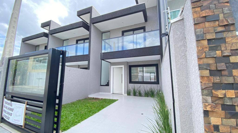 Imagem Sobrado com 3 Quartos à Venda, 106 m² em Balneário Junara - Matinhos