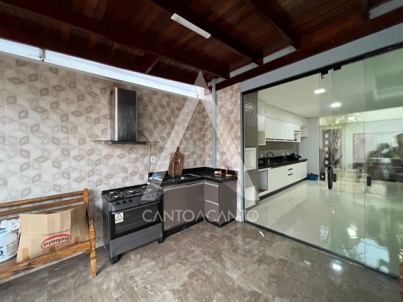 Imagem Casa com 3 Quartos à Venda, 318 m² em Jardim Itália Iii - Sinop