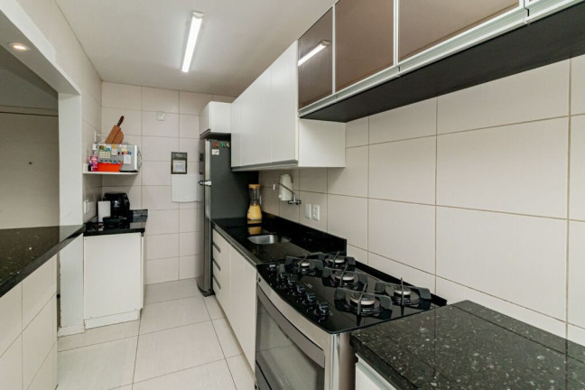 Imagem Apartamento com 3 Quartos à Venda, 63 m² em Santo Antônio - Porto Alegre