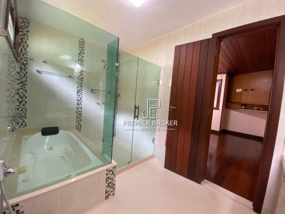Imagem Casa com 4 Quartos à Venda, 550 m² em Três Córregos - Teresópolis
