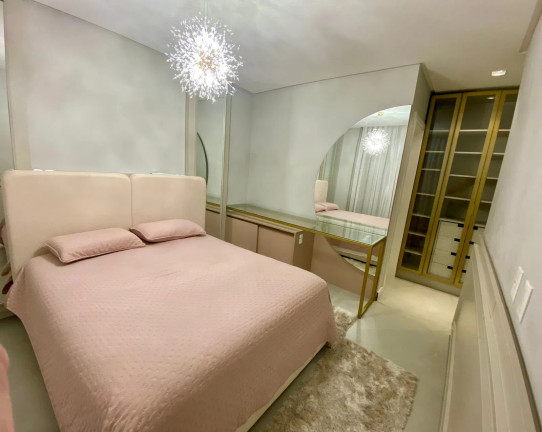 Imagem Apartamento com 3 Quartos à Venda, 130 m² em Pioneiros - Balneário Camboriú