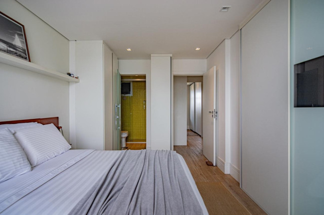 Imagem Imóvel com 2 Quartos à Venda, 131 m² em Itaim Bibi - São Paulo Imagem Imóvel com 2 Quartos à Venda, 131 m² em Itaim Bibi - São Paulo