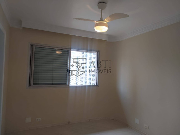 Imagem Apartamento com 3 Quartos para Alugar, 200 m² em Moema - São Paulo