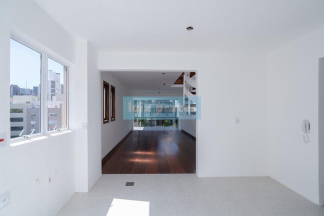 Imagem Apartamento com 3 Quartos à Venda, 244 m² em Auxiliadora - Porto Alegre
