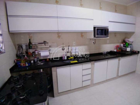 Imagem Casa com 3 Quartos à Venda, 87 m² em Macuco - Santos