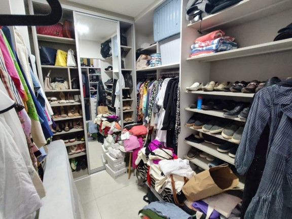 Imagem Casa com 3 Quartos à Venda, 330 m² em Sapiranga - Fortaleza