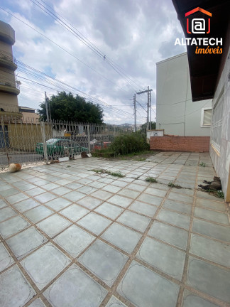 Imagem Casa com 3 Quartos à Venda, 191 m² em Cascatinha - Poços De Caldas