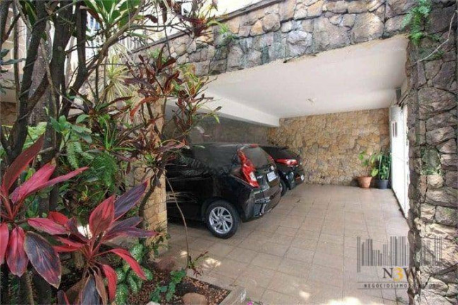 Imagem Casa com 4 Quartos à Venda, 375 m² em Bela Aliança - São Paulo Imagem Casa com 4 Quartos à Venda, 375 m² em Bela Aliança - São Paulo