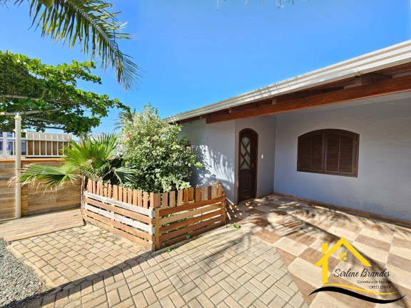 Imagem Casa com 6 Quartos à Venda, 232 m² em Centro - Balneário Barra Do Sul Imagem Casa com 6 Quartos à Venda, 232 m² em Centro - Balneário Barra Do Sul