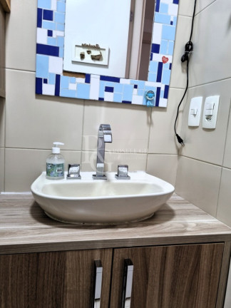Imagem Apartamento com 3 Quartos à Venda, 74 m² em Vila Ipiranga - Porto Alegre Imagem Apartamento com 3 Quartos à Venda, 74 m² em Vila Ipiranga - Porto Alegre