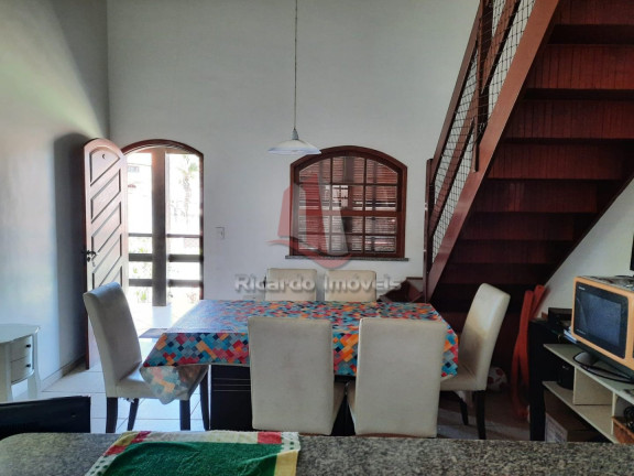 Imagem Imóvel com 4 Quartos à Venda, 120 m²