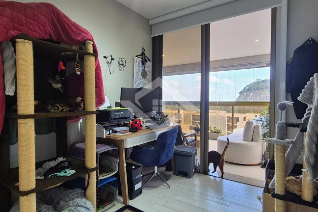 Imagem Apartamento com 5 Quartos à Venda, 217 m² em Barra Da Tijuca - Rio De Janeiro