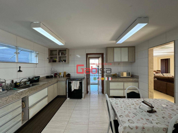 Imagem Casa com 5 Quartos à Venda, 370 m² em Vila Sao Pedro - São Pedro Da Aldeia Imagem Casa com 5 Quartos à Venda, 370 m² em Vila Sao Pedro - São Pedro Da Aldeia
