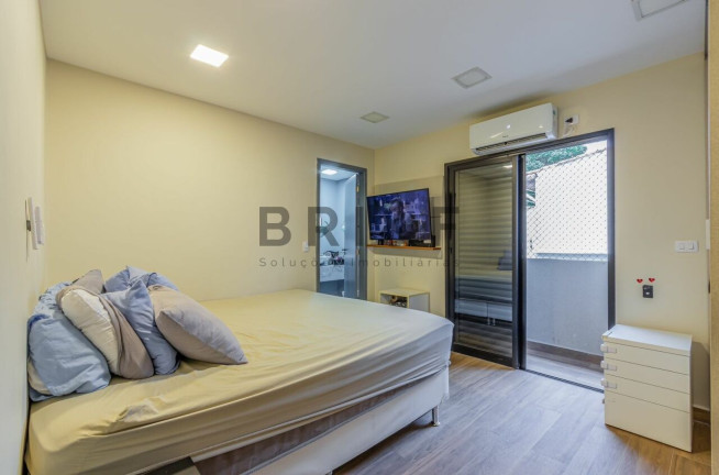 Imagem Casa com 3 Quartos à Venda, 200 m² em Santo Amaro - São Paulo Imagem Casa com 3 Quartos à Venda, 200 m² em Santo Amaro - São Paulo