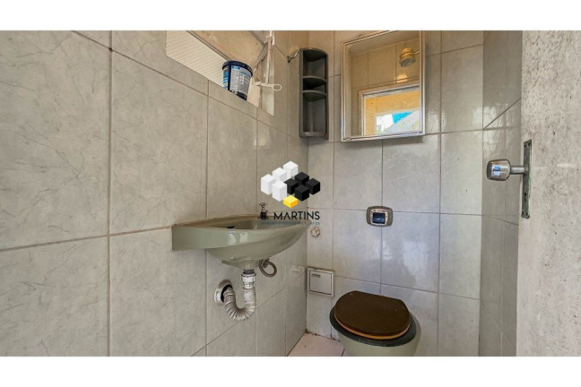 Imagem Casa com 4 Quartos à Venda, 245 m² em Petrópolis - Porto Alegre Imagem Casa com 4 Quartos à Venda, 245 m² em Petrópolis - Porto Alegre