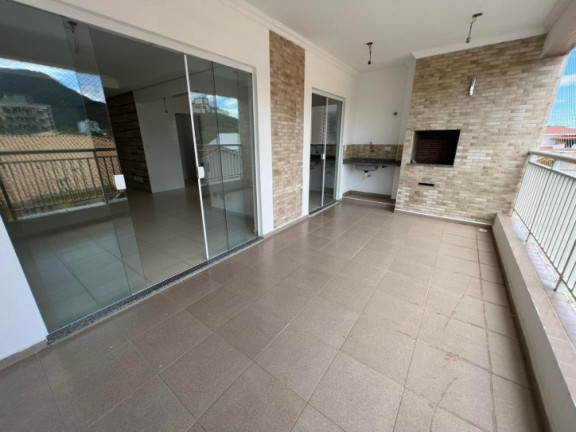 Apartamento com 3 Quartos à Venda, 126 m² em Centro - Peruíbe