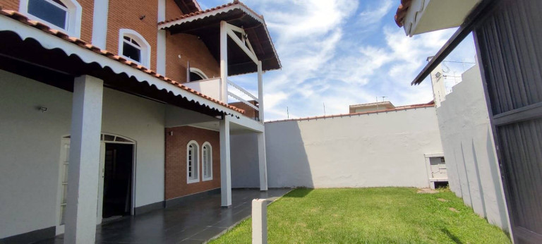 Imagem Sobrado com 4 Quartos à Venda, 522 m² em Balneário Arpoador - Peruíbe Imagem Sobrado com 4 Quartos à Venda, 522 m² em Balneário Arpoador - Peruíbe