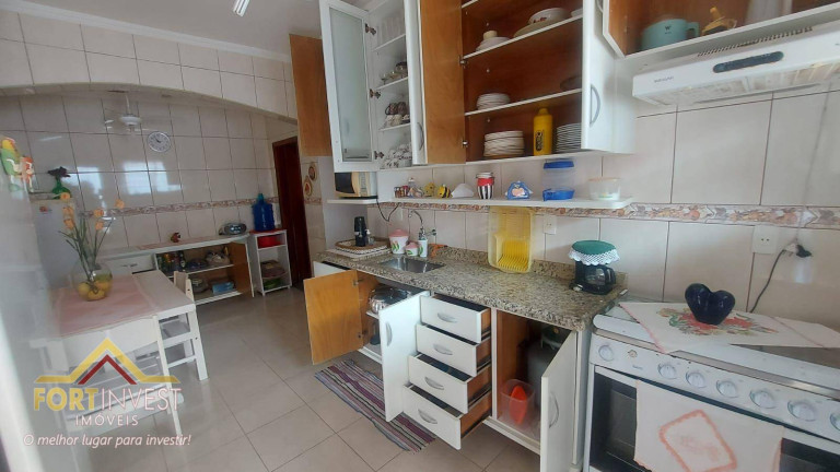 Imagem Imóvel com 3 Quartos à Venda, 160 m² em Solemar - Praia Grande Imagem Imóvel com 3 Quartos à Venda, 160 m² em Solemar - Praia Grande