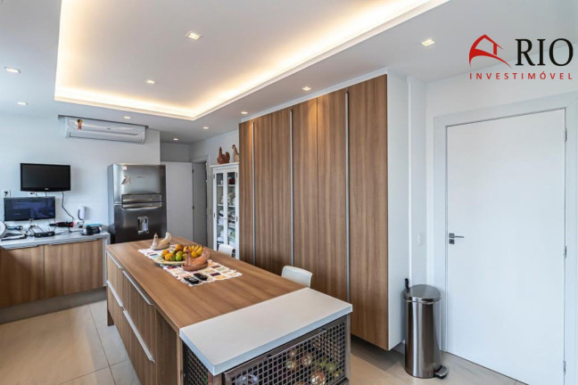 Imagem Casa com 5 Quartos à Venda, 780 m² em Barra Da Tijuca - Rio De Janeiro Imagem Casa com 5 Quartos à Venda, 780 m² em Barra Da Tijuca - Rio De Janeiro