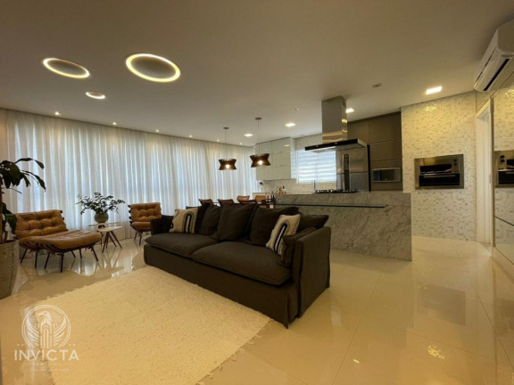Apartamento com 3 Quartos à Venda, 115 m² em Centro - Balneário Camboriú