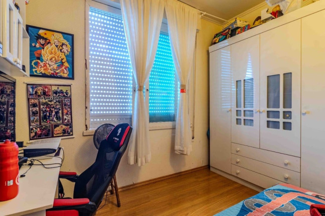 Imagem Casa com 4 Quartos à Venda, 250 m² em São João - Porto Alegre