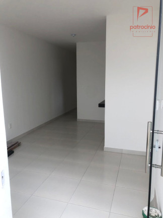 Imagem Casa com 2 Quartos à Venda, 62 m² em Conceição - Feira De Santana