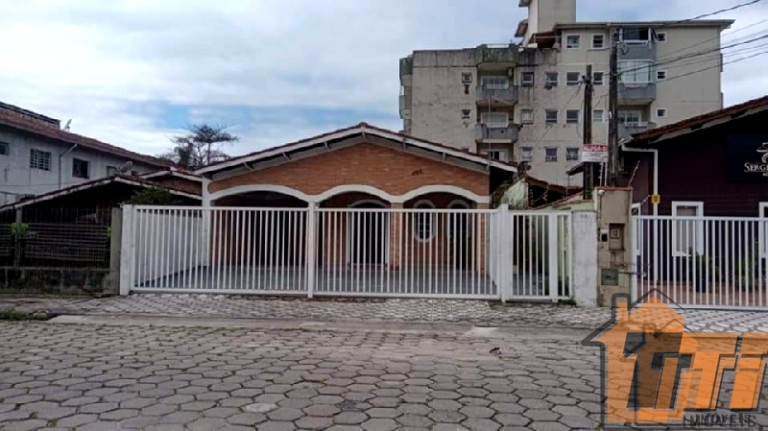 Imagem Casa com 3 Quartos para Alugar, 140 m² em Centro - Ubatuba Imagem Casa com 3 Quartos para Alugar, 140 m² em Centro - Ubatuba