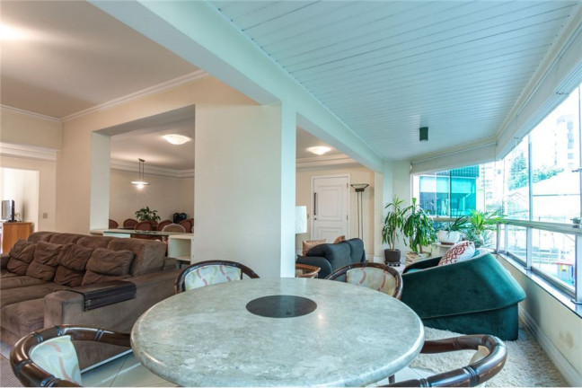 Imagem Apartamento com 3 Quartos à Venda, 193 m² em Campo Belo - São Paulo