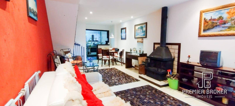 Imagem Casa com 3 Quartos à Venda, 82 m² em Quebra Frascos - Teresópolis Imagem Casa com 3 Quartos à Venda, 82 m² em Quebra Frascos - Teresópolis