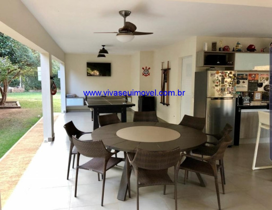 Imagem Imóvel com 4 Quartos à Venda, em Vale Das Laranjeiras - Indaiatuba Imagem Imóvel com 4 Quartos à Venda, em Vale Das Laranjeiras - Indaiatuba