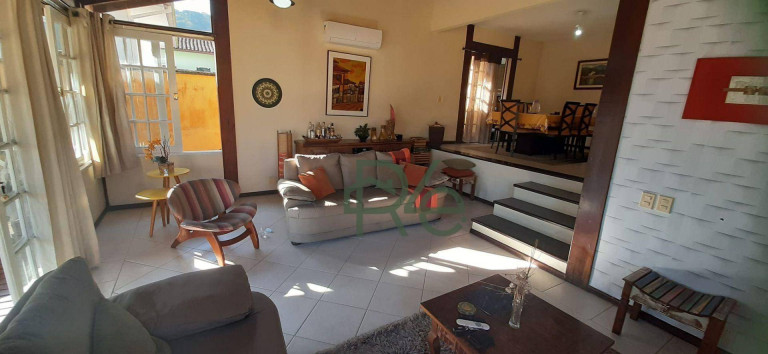 Imagem Casa com 4 Quartos à Venda, 230 m² em Parque Das Palmeiras - Angra Dos Reis