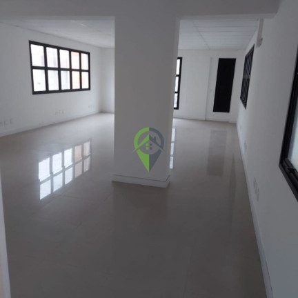 Imóvel Comercial à Venda, 185 m² em Embaré - Santos