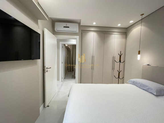 Imagem Apartamento com 3 Quartos à Venda, 92 m² em Centro - Balneário Camboriú Imagem Apartamento com 3 Quartos à Venda, 92 m² em Centro - Balneário Camboriú