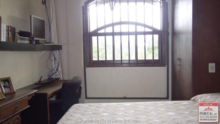 Imagem Casa com 5 Quartos à Venda, 300 m² em Lagoa Do Miguelão - Nova Lima Imagem Casa com 5 Quartos à Venda, 300 m² em Lagoa Do Miguelão - Nova Lima