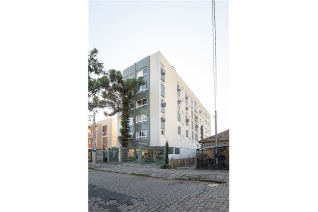 Imagem Imóvel com 2 Quartos à Venda,  em Santa Maria Goretti - Porto Alegre