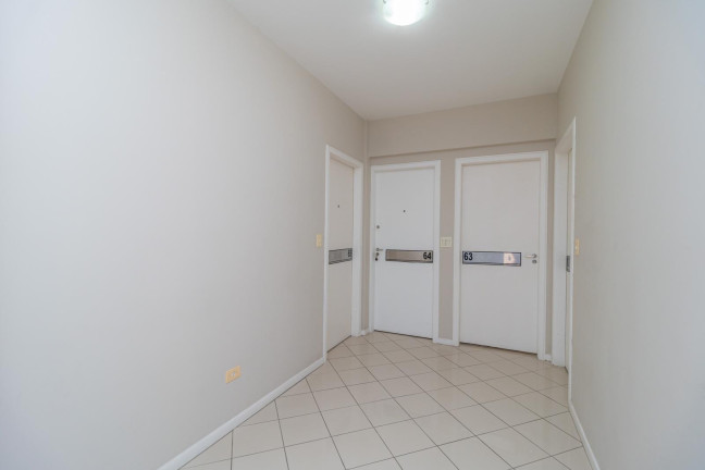 Imagem Sala Comercial à Venda, 28 m² em água Verde - Curitiba Imagem Sala Comercial à Venda, 28 m² em água Verde - Curitiba