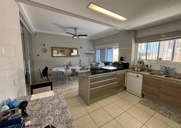 Imagem Casa com 3 Quartos à Venda, 210 m² em Ingleses Do Rio Vermelho - Florianópolis