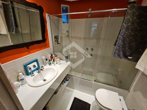 Imagem Apartamento com 4 Quartos à Venda, 315 m² em Laranjeiras - Rio De Janeiro Imagem Apartamento com 4 Quartos à Venda, 315 m² em Laranjeiras - Rio De Janeiro