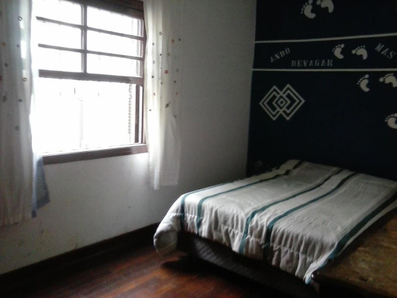 Imagem Casa com 6 Quartos à Venda, 237 m² em Centro - Pindamonhangaba