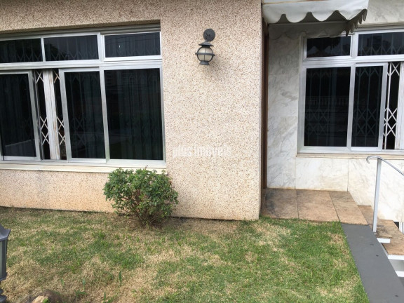 Casa com 3 Quartos à Venda, 375 m² em Vila Romana - São Paulo