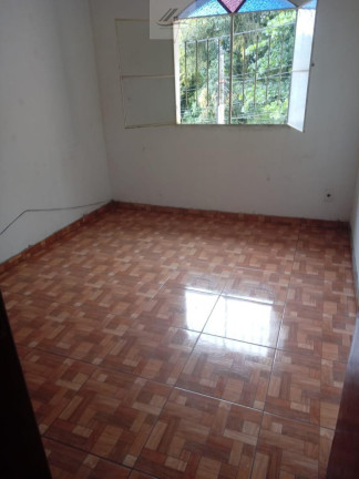 Imagem Casa com 2 Quartos à Venda, 58 m²
