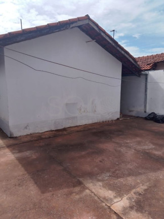 Imagem Casa com 2 Quartos à Venda, 160 m² em Conjunto Habitacional Victório De Santi - Araraquara Imagem Casa com 2 Quartos à Venda, 160 m² em Conjunto Habitacional Victório De Santi - Araraquara