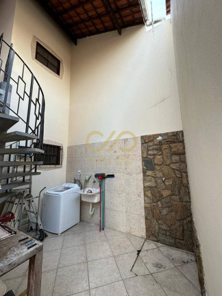 Imagem Sobrado com 3 Quartos à Venda, 148 m² em Tupi - Praia Grande Imagem Sobrado com 3 Quartos à Venda, 148 m² em Tupi - Praia Grande