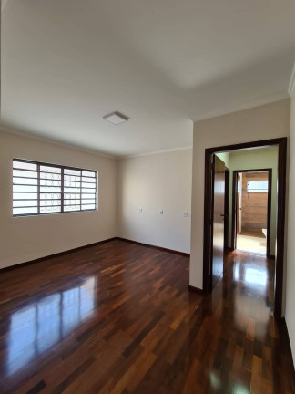 Imagem Casa com 3 Quartos à Venda, 400 m² em Madureira - Bauru