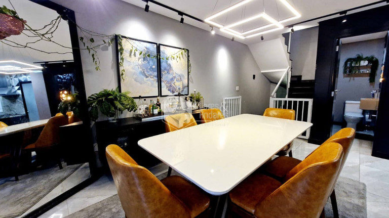 Imagem Casa com 3 Quartos à Venda, 220 m² em Vila Invernada - São Paulo