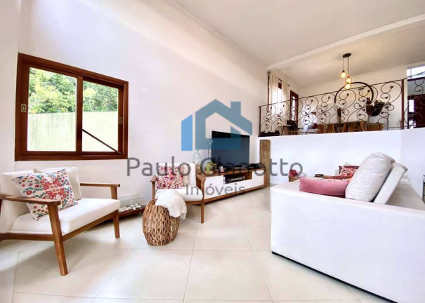 Imagem Casa de Condomínio com 4 Quartos à Venda, 325 m² em Capuava - Cotia