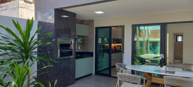Imagem Casa com 4 Quartos à Venda,  em Pedras - Eusébio
